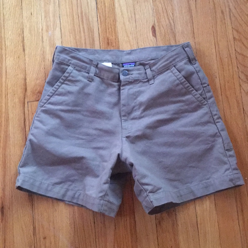 Patagonia organic cotton Stand Up Shorts size 33.
